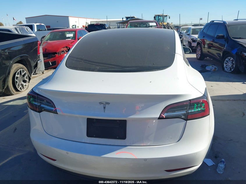 2021 Tesla Model 3 Standard Range Plus Rear-Wheel Drive VIN: 5YJ3E1EA8MF985581 Lot: 43642372