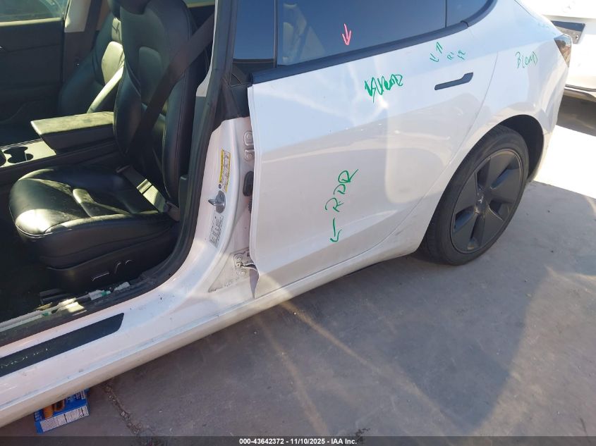 2021 Tesla Model 3 Standard Range Plus Rear-Wheel Drive VIN: 5YJ3E1EA8MF985581 Lot: 43642372