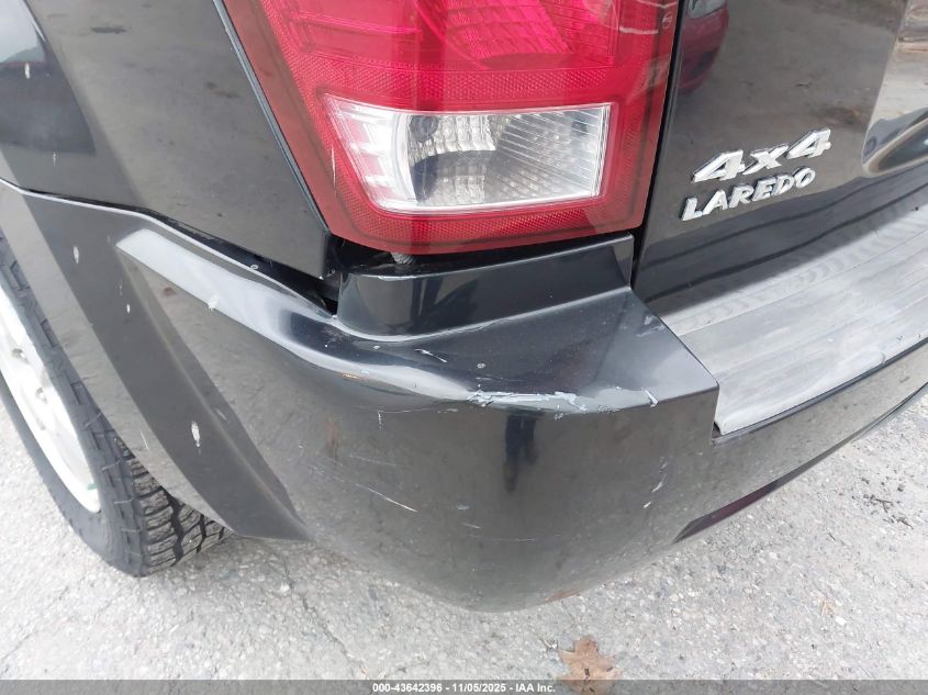 2008 Jeep Grand Cherokee Laredo VIN: 1J8GR48KX8C198736 Lot: 43642396