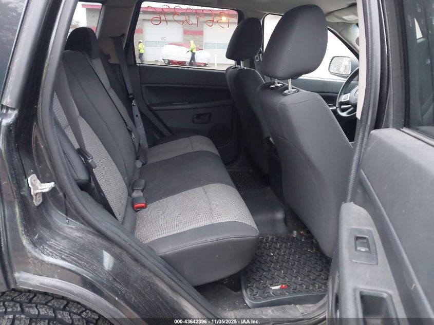 2008 Jeep Grand Cherokee Laredo VIN: 1J8GR48KX8C198736 Lot: 43642396