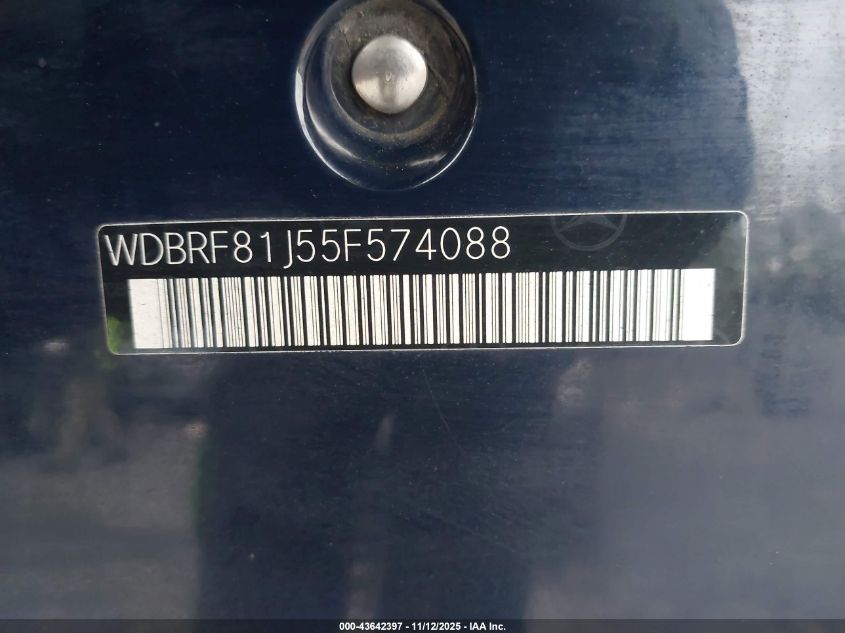 2005 Mercedes-Benz C 240 Luxury 4Matic VIN: WDBRF81J55F574088 Lot: 43642397