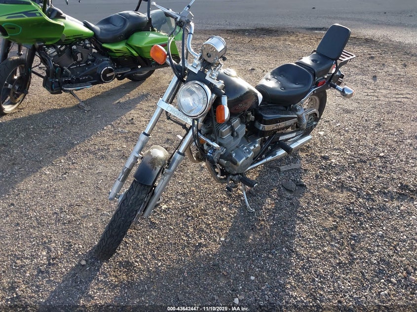 JH2MC13166K200551 2006 HONDA CM photo no. 2