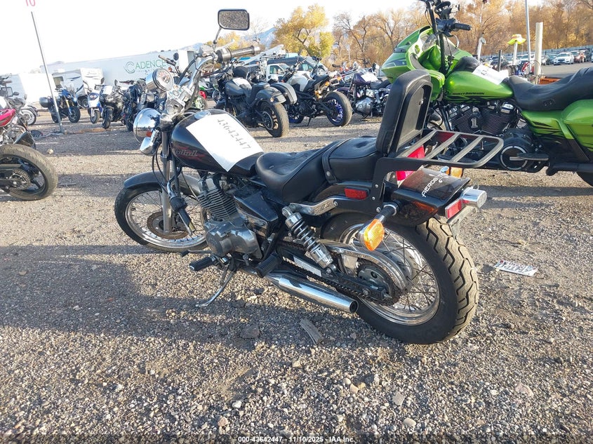 JH2MC13166K200551 2006 HONDA CM photo no. 3