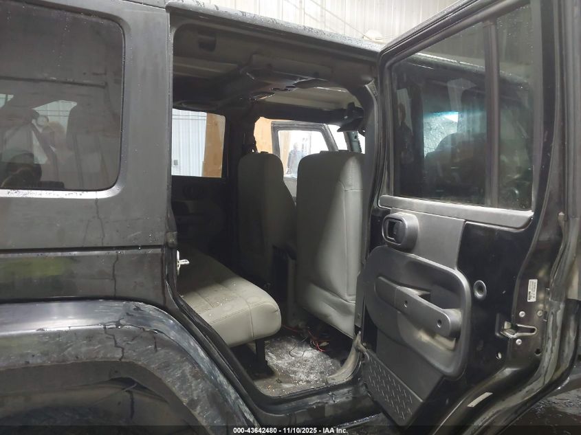 2008 Jeep Wrangler Unlimited Sahara VIN: 1J4GA59188L574466 Lot: 43642480