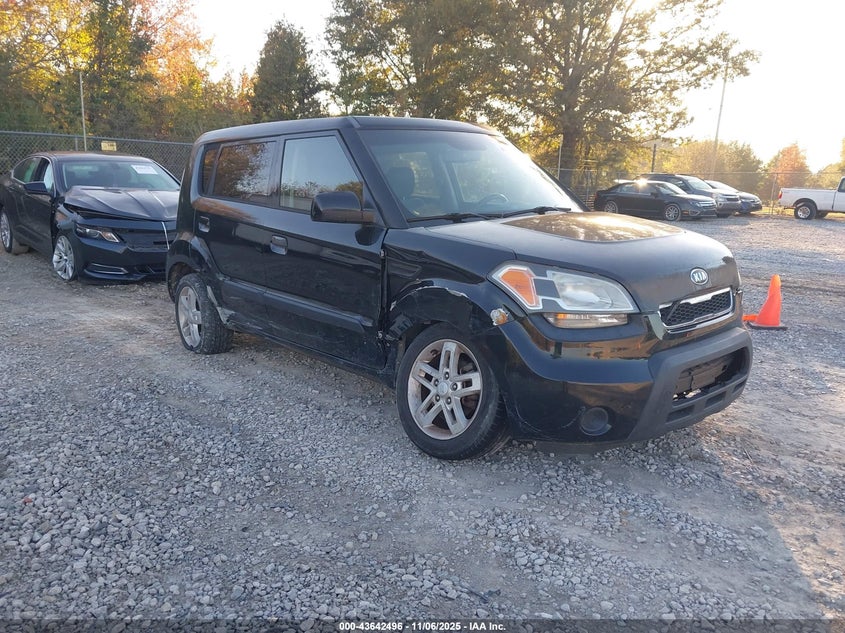 KIA SOUL +