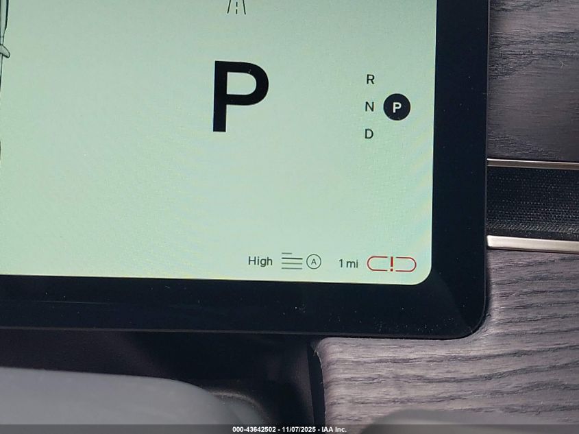 2025 Rivian R1S Adventure Dual Motor Large Pack/Adventure Dual Motor Max Pack VIN: 7PDSGBBA7SN053914 Lot: 43642502