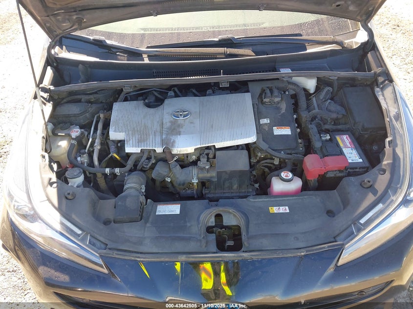 2022 TOYOTA PRIUS LE - JTDKAMFU3N3182886