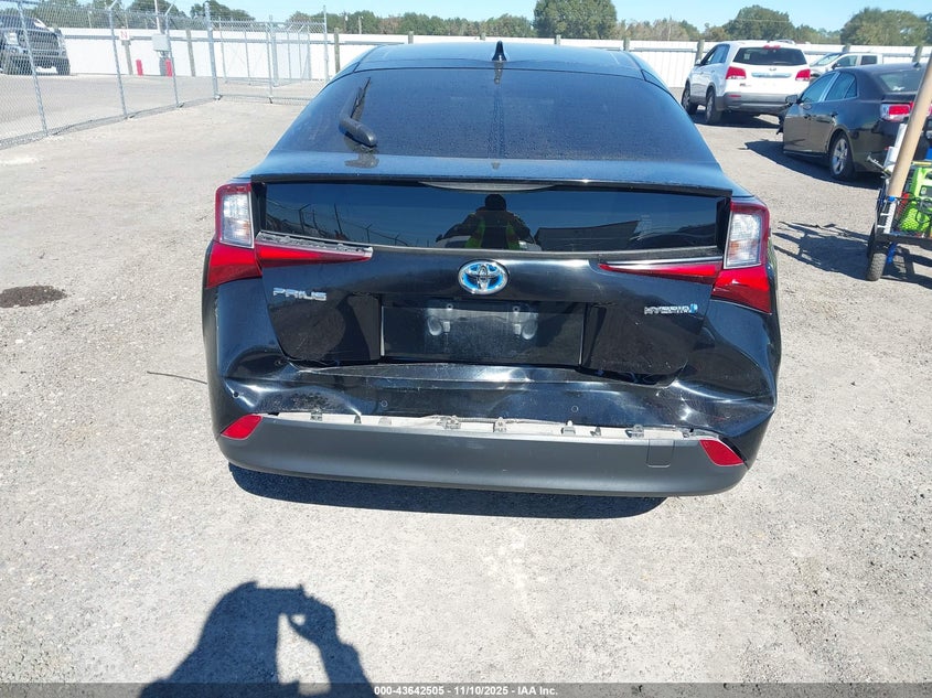 2022 TOYOTA PRIUS LE - JTDKAMFU3N3182886