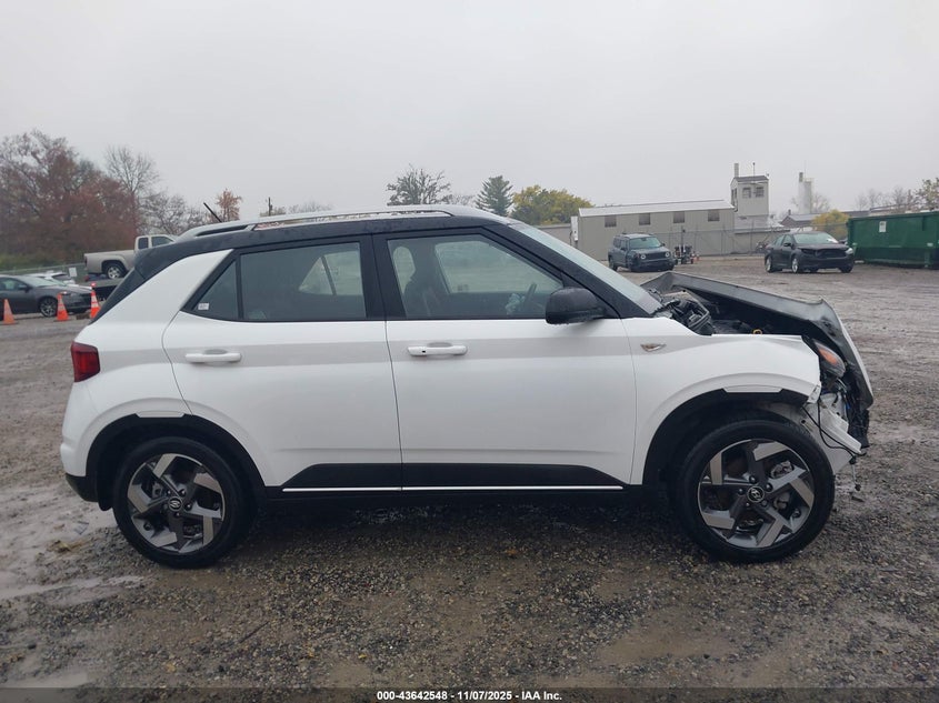2025 Hyundai Venue Limited VIN: KMHRC8A34SU353516 Lot: 43642548