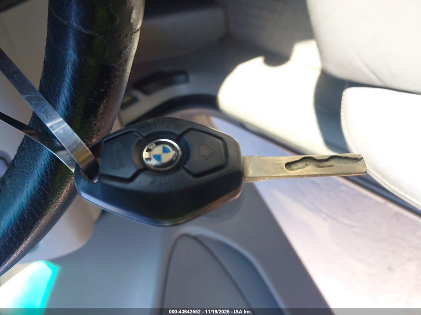 2004 BMW 330I VIN: WBAEV53434KM38487 Lot: 43642552