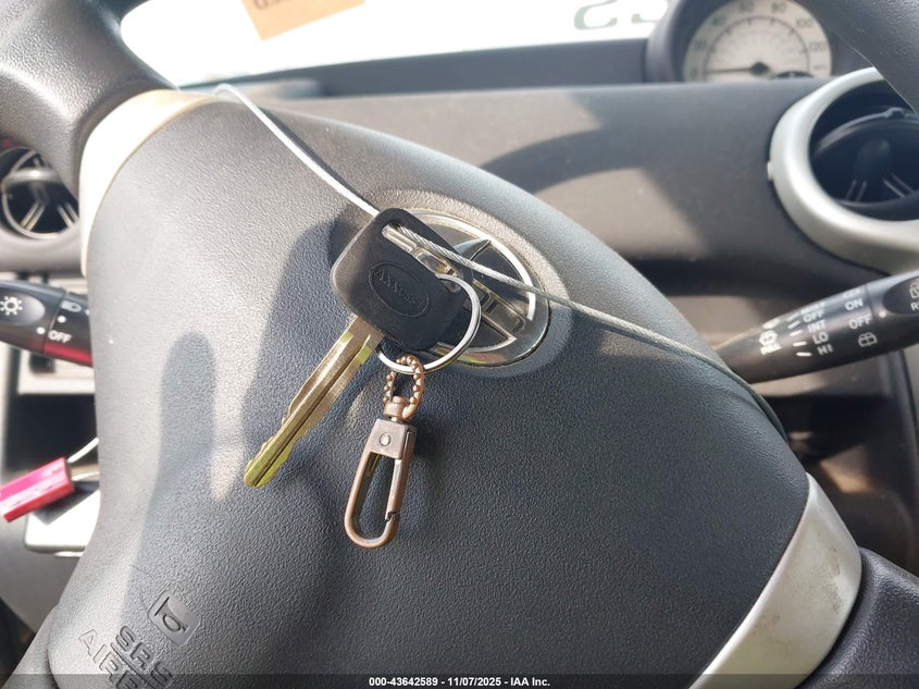 2005 Scion Xb VIN: JTLKT324350195623 Lot: 43642589