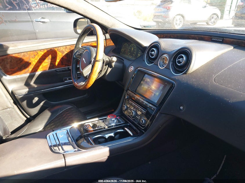 2016 JAGUAR XJ XJL PORTFOLIO SAJWJ2GD1G8W00339