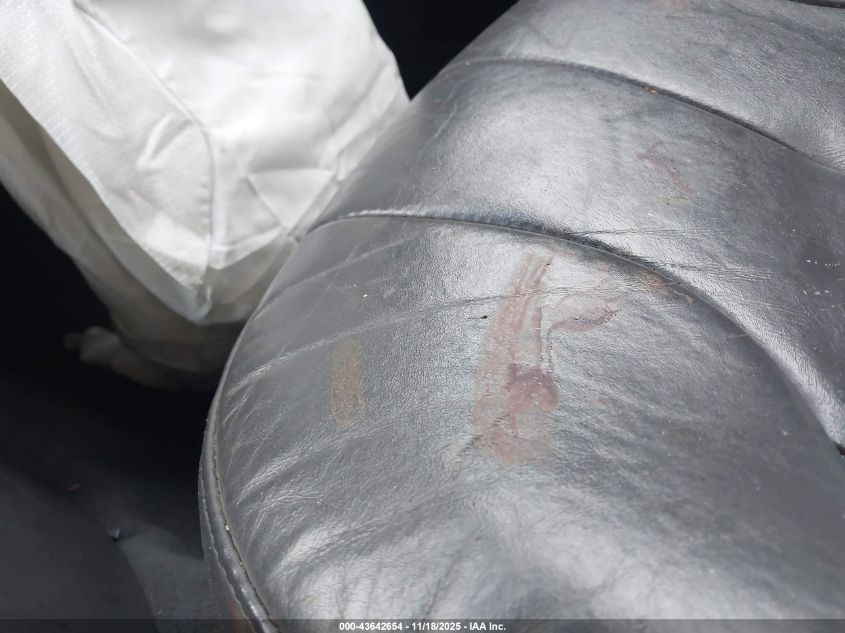 2000 Jeep Grand Cherokee Laredo VIN: 1J4GW48S4YC213838 Lot: 43642654