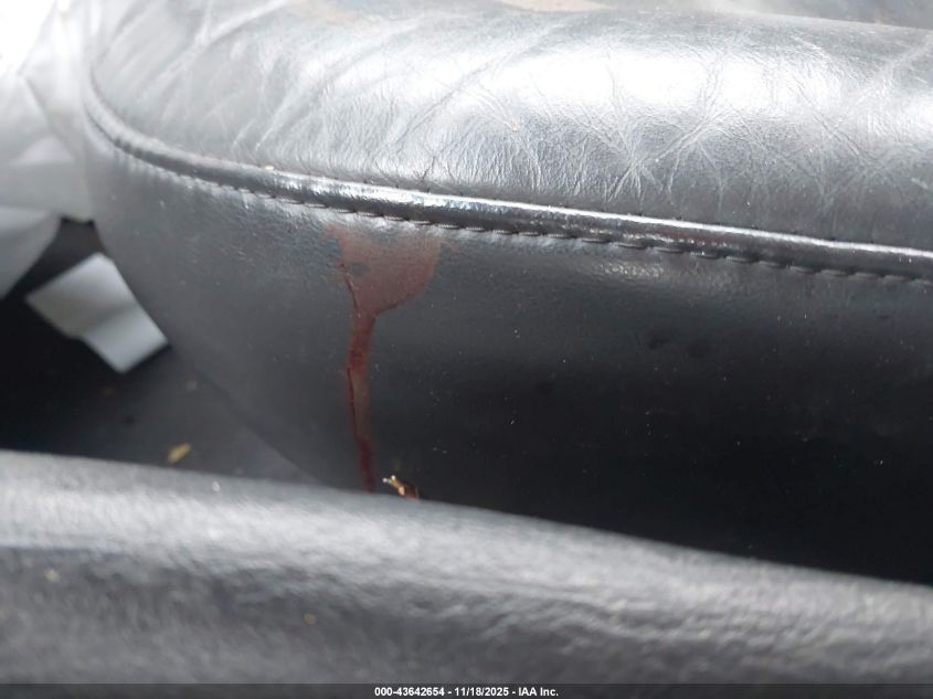 2000 Jeep Grand Cherokee Laredo VIN: 1J4GW48S4YC213838 Lot: 43642654