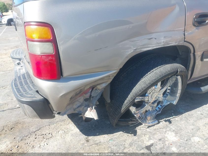 2001 Chevrolet Tahoe VIN: 1GNEC13V11J290102 Lot: 43642666