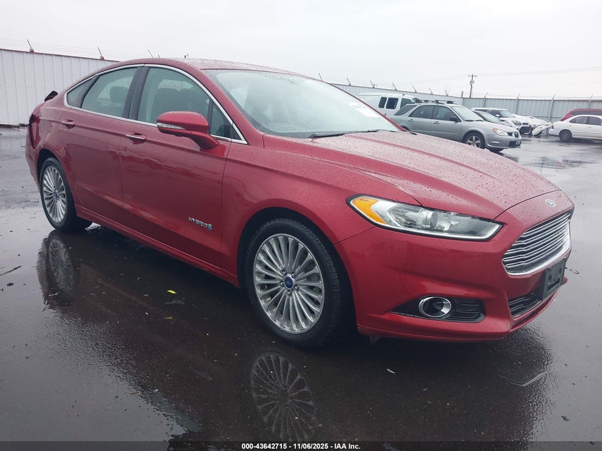 FORD FUSION HYBRID TITANIUM