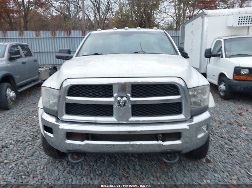 3C7WRMDL3HG676996 2017 RAM 5500 photo no. 11