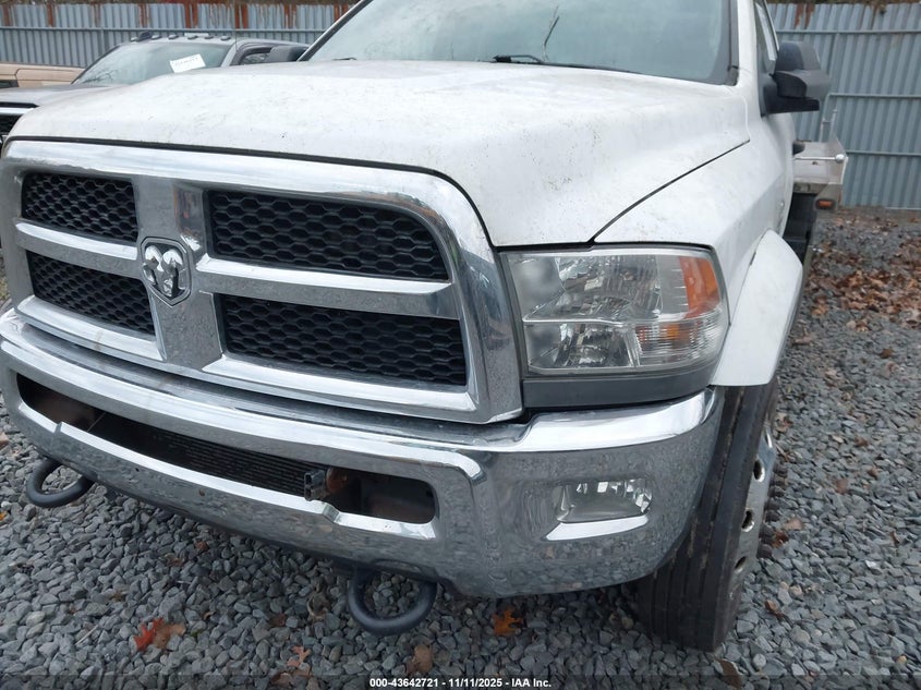 3C7WRMDL3HG676996 2017 RAM 5500 photo no. 10
