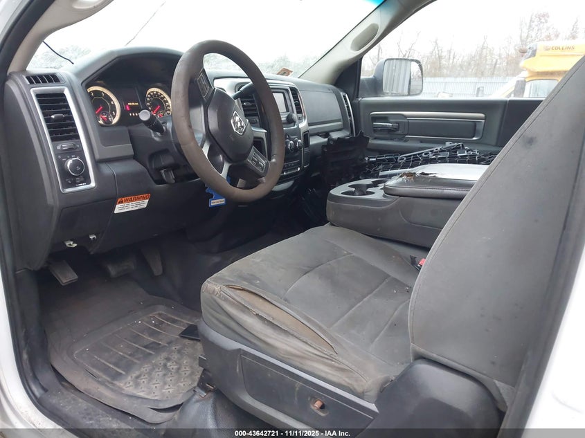 3C7WRMDL3HG676996 2017 RAM 5500 photo no. 6