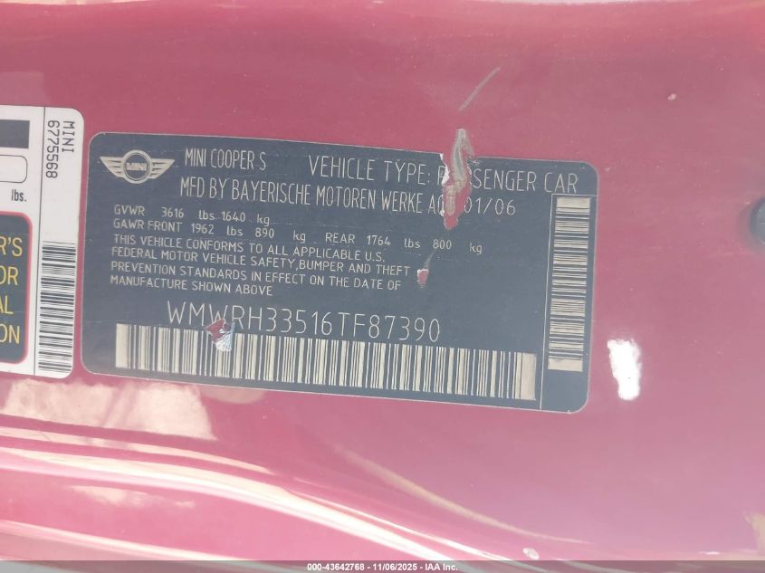 2006 Mini Cooper S VIN: WMWRH33516TF87390 Lot: 43642768