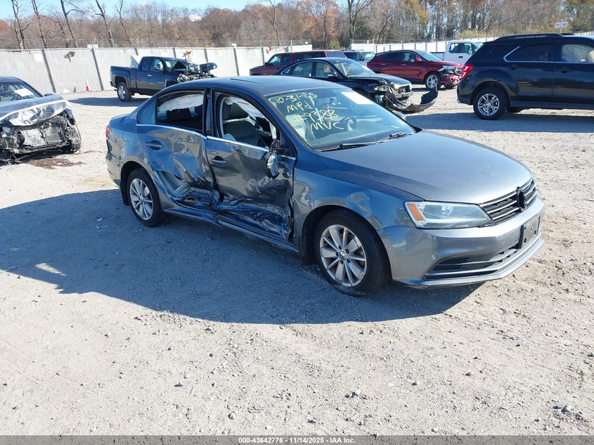 2015 VOLKSWAGEN JETTA 1.8T SE - 3VWD17AJ5FM317743