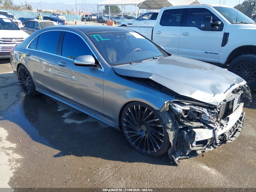 MERCEDES-BENZ S-CLASS S 550