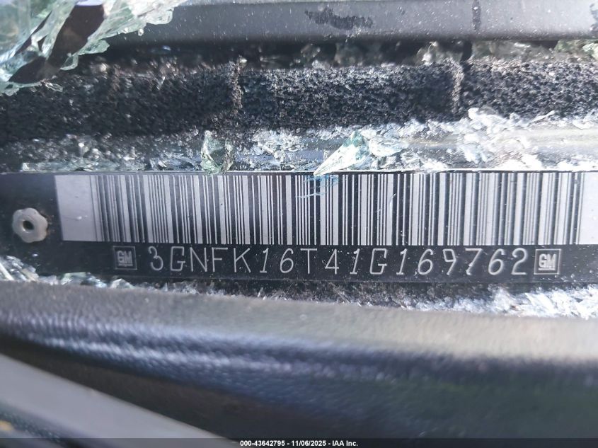 2001 Chevrolet Suburban 1500 Lt VIN: 3GNFK16T41G169762 Lot: 43642795