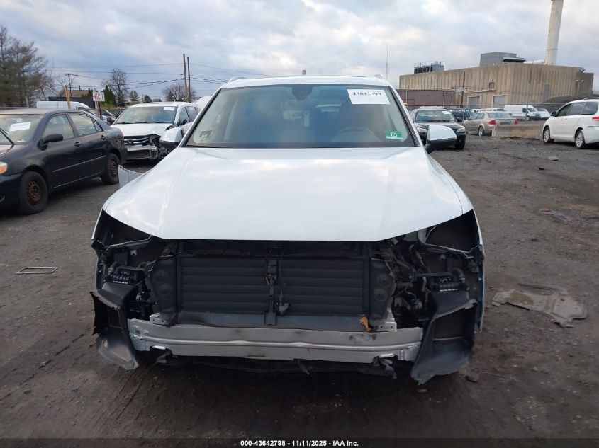 2018 Audi Q7 3.0T Premium VIN: WA1LAAF70JD052043 Lot: 43642798