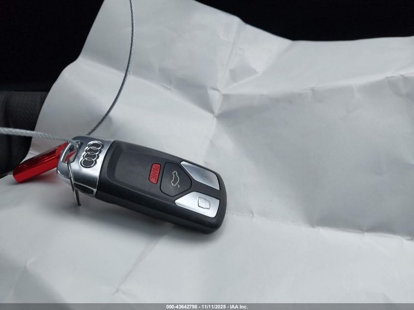 2018 Audi Q7 3.0T Premium VIN: WA1LAAF70JD052043 Lot: 43642798