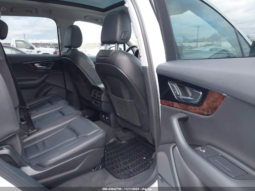 2018 Audi Q7 3.0T Premium VIN: WA1LAAF70JD052043 Lot: 43642798