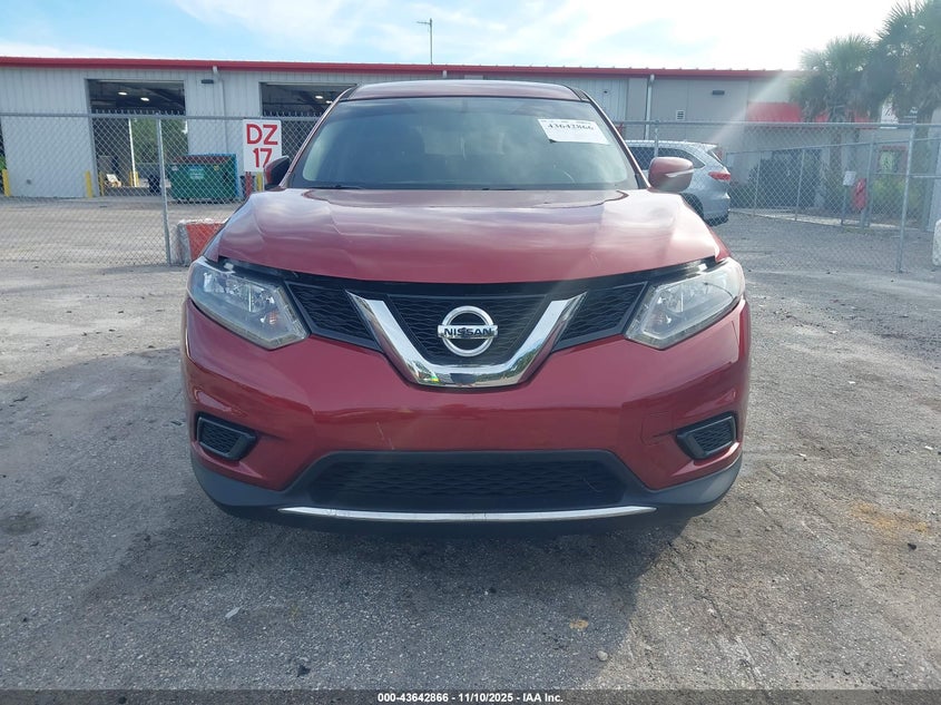 2015 NISSAN ROGUE S - KNMAT2MT5FP574198