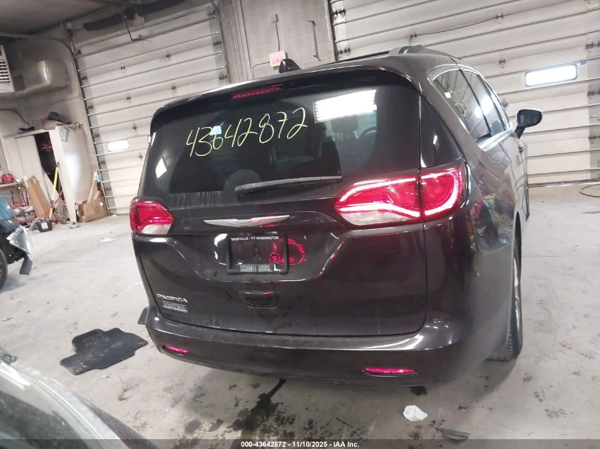 2017 Chrysler Pacifica Touring VIN: 2C4RC1DG7HR578643 Lot: 43642872