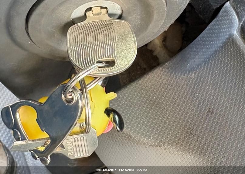 2020 Isuzu Npr Xd VIN: JALC4W167L7K00410 Lot: 43642907