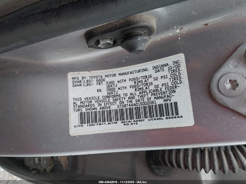 2001 Toyota Sequoia Sr5 V8 VIN: 5TDBT44A01S002081 Lot: 43642916