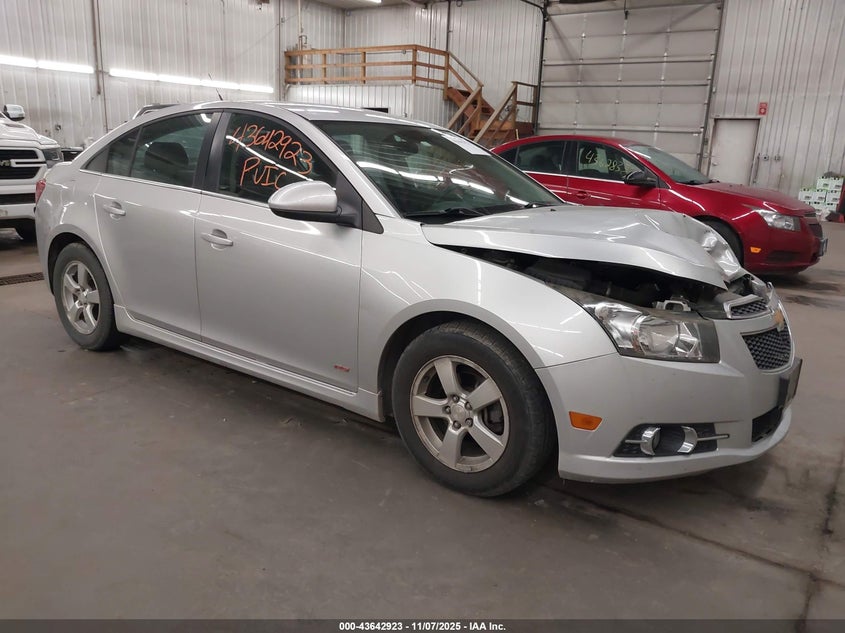CHEVROLET CRUZE 1LT AUTO