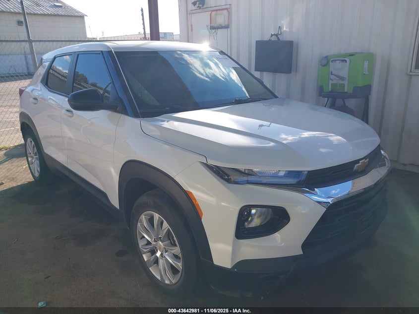 CHEVROLET TRAILBLAZER FWD LS