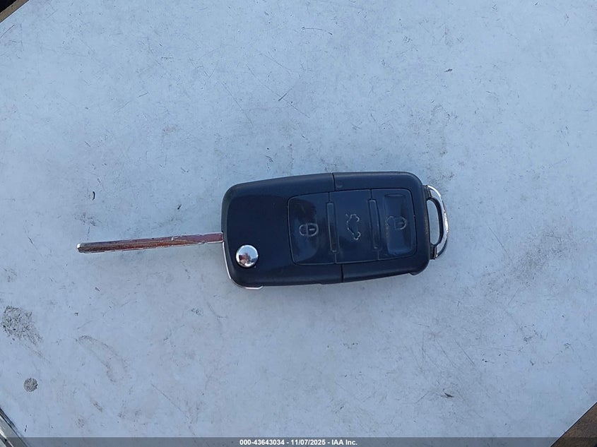 2004 Volkswagen Jetta Gls 1.8T VIN: 3VWSE69M54M038603 Lot: 43643034