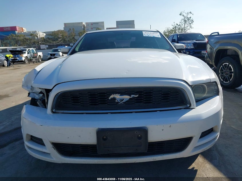 2014 FORD MUSTANG V6 PREMIUM - 1ZVBP8AM7E5304812