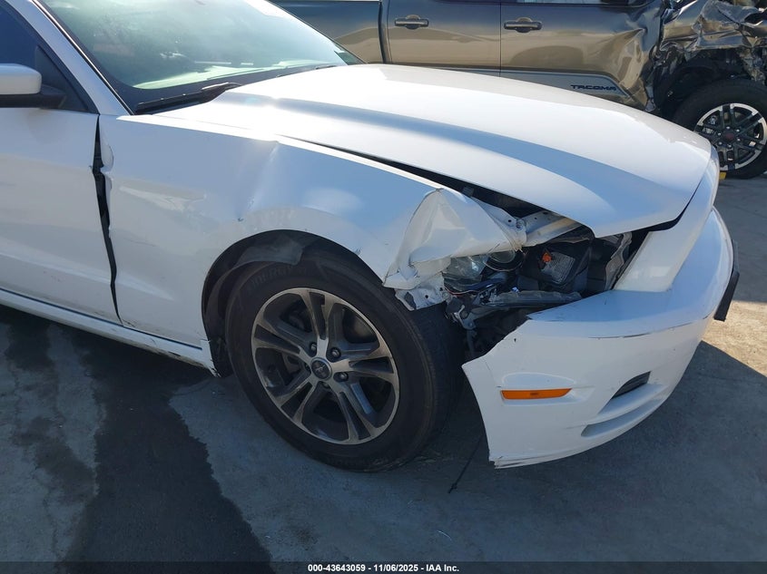 2014 FORD MUSTANG V6 PREMIUM - 1ZVBP8AM7E5304812