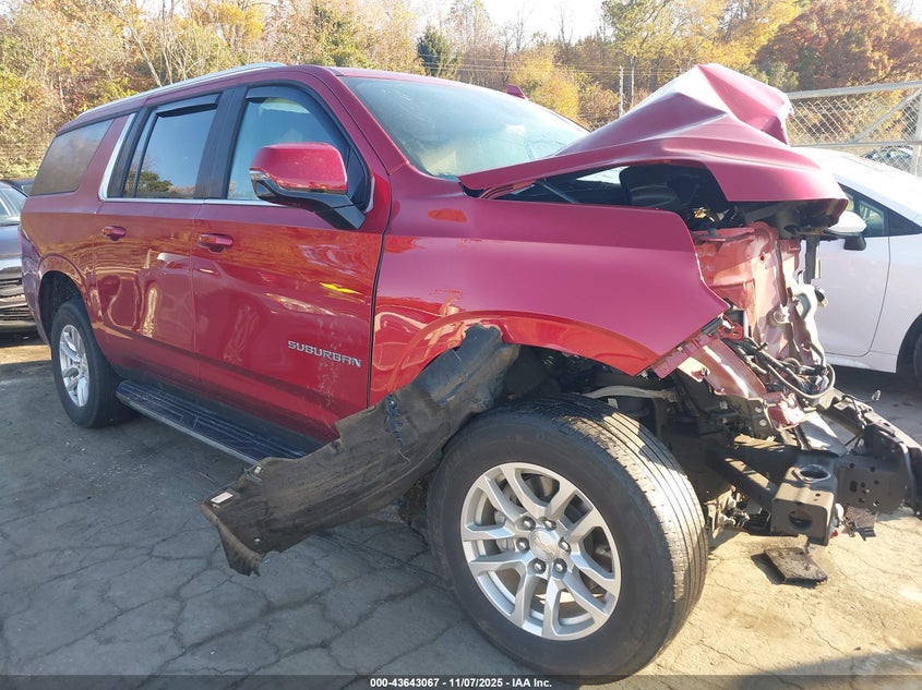 CHEVROLET SUBURBAN 4WD LT
