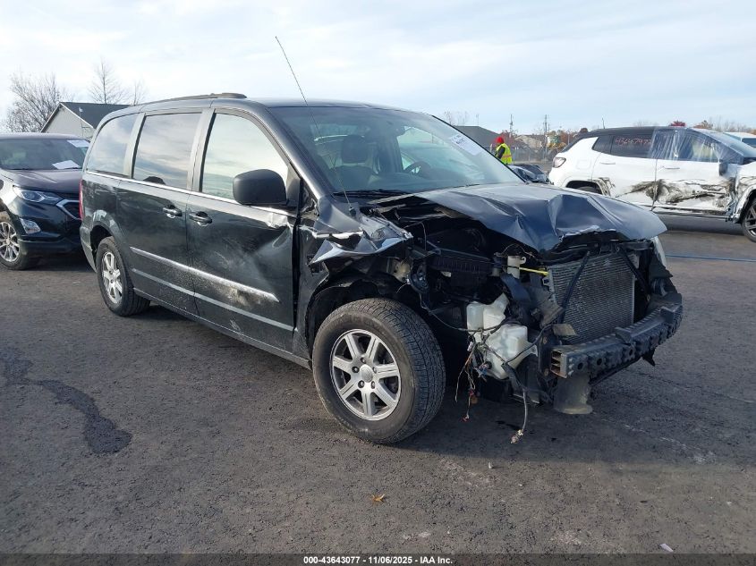 CHRYSLER TOWN & COUNTRY TOURING