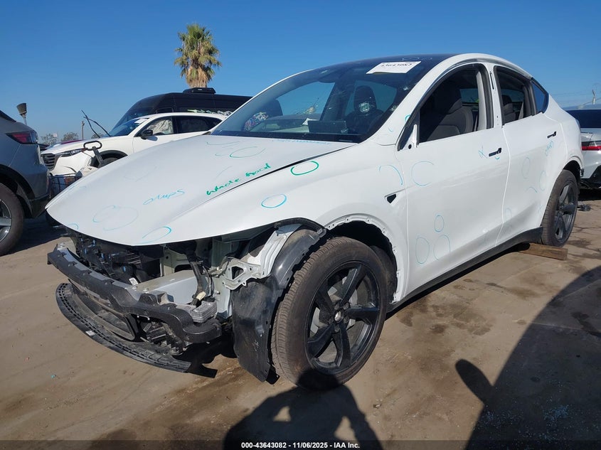 7SAYGDEEXTF377485 2026 TESLA MODEL Y photo no. 2