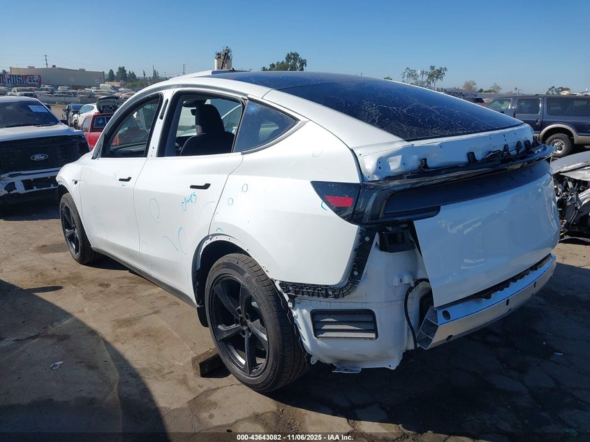 7SAYGDEEXTF377485 2026 TESLA MODEL Y photo no. 3