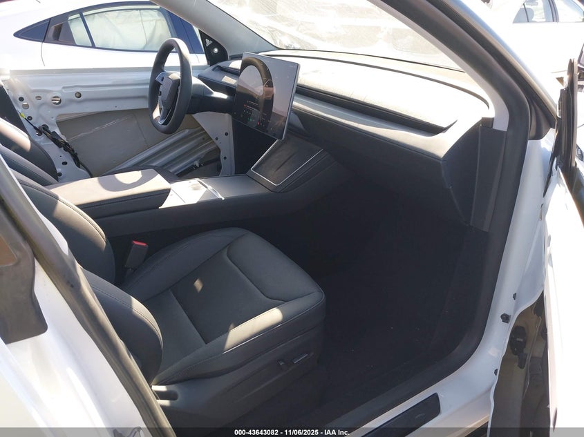7SAYGDEEXTF377485 2026 TESLA MODEL Y photo no. 5