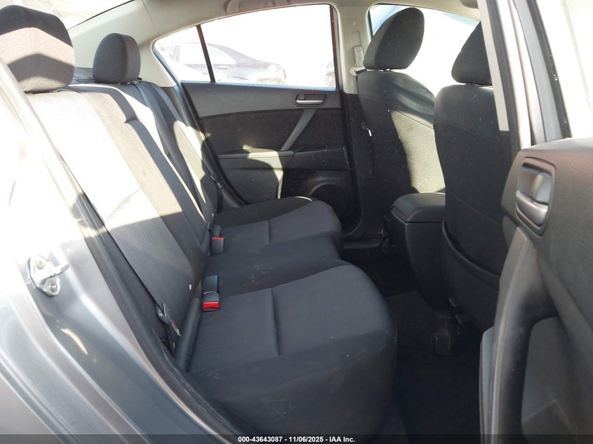 2010 Mazda Mazda3 I Touring VIN: JM1BL1SG3A1156299 Lot: 43643087