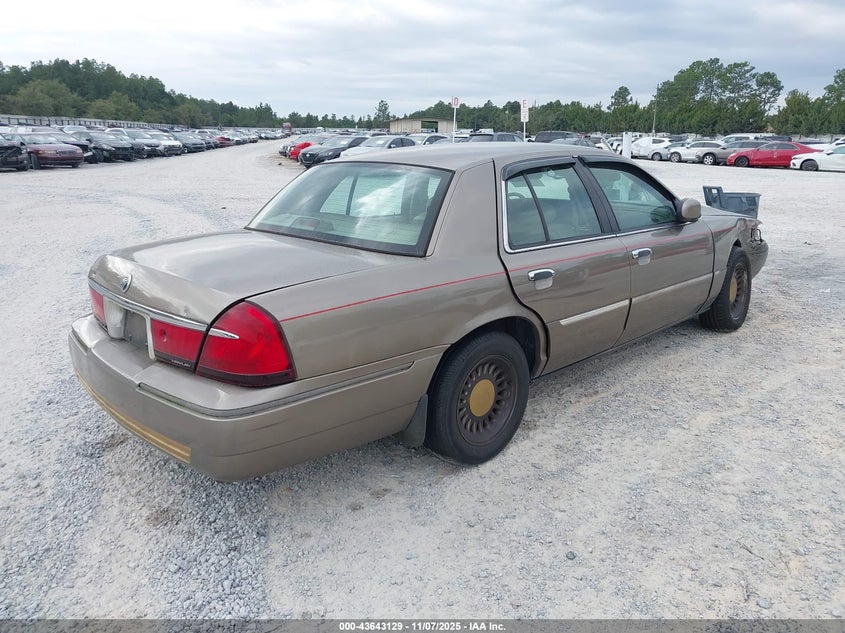 2MEFM75W11X661834 2001 MERCURY GRAND MARQUIS photo no. 4