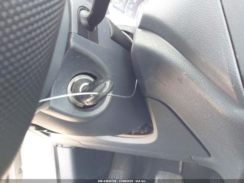 2011 Ford Transit Connect Xl VIN: NM0LS7AN0BT060126 Lot: 43643159