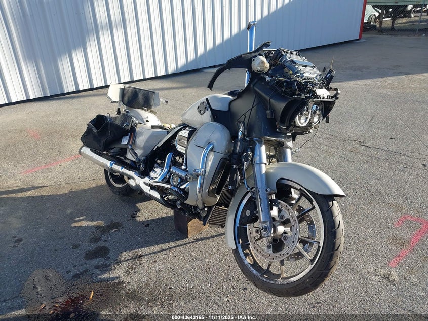 2022 HARLEY-DAVIDSON FLTRX - 1HD1KHC16NB608553