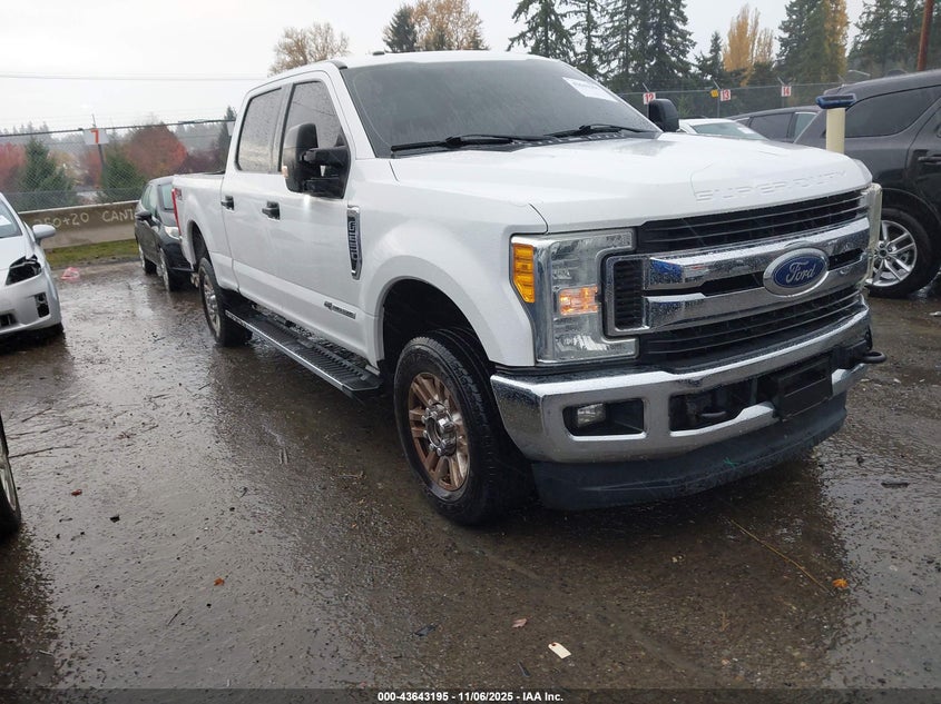 FORD F-250 XLT