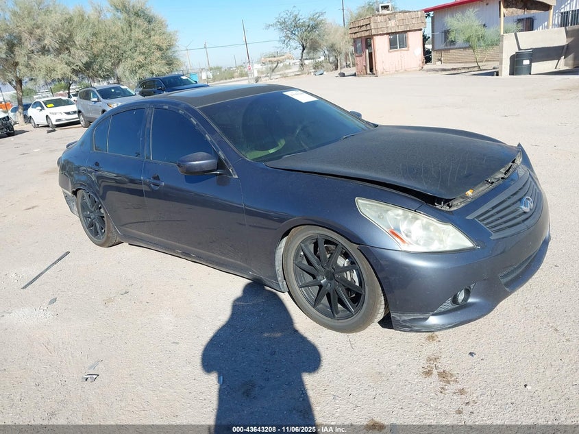 INFINITI G25 JOURNEY